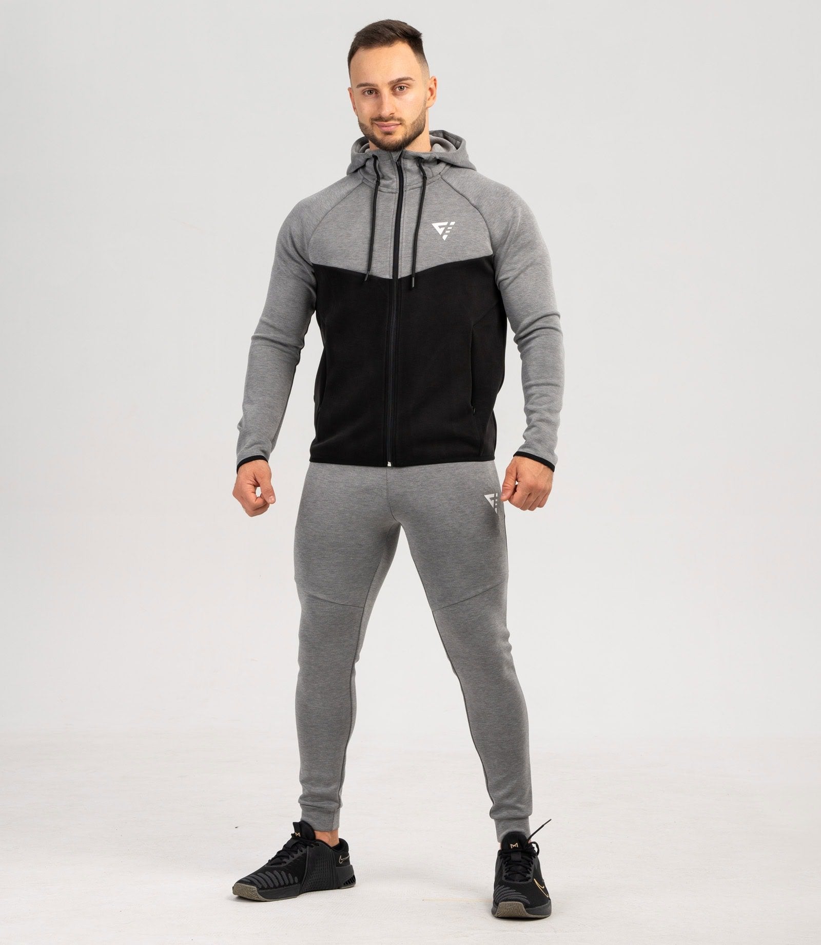 Hanorac cu fermoar "Victory"