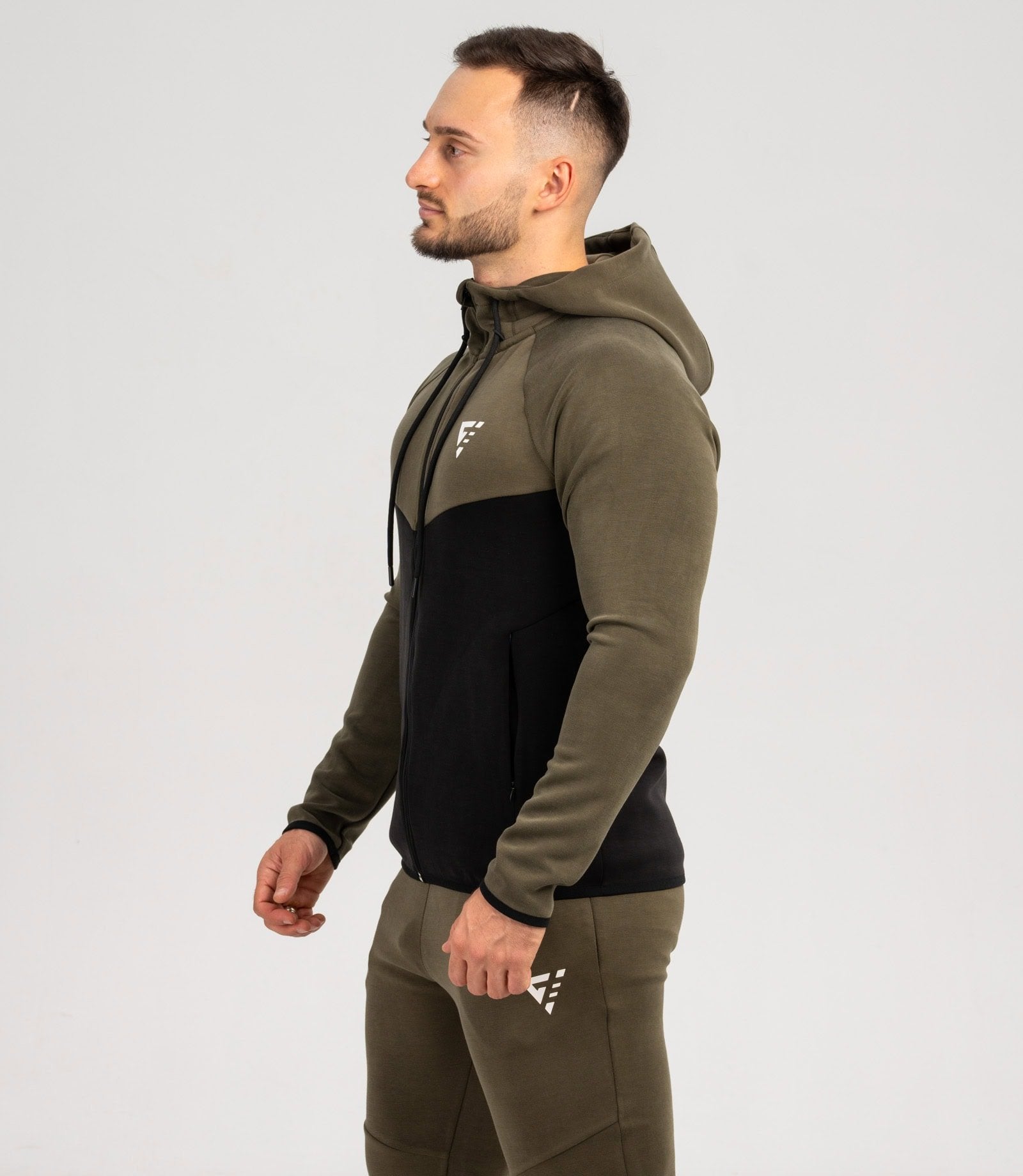 Hanorac cu fermoar "Victory"