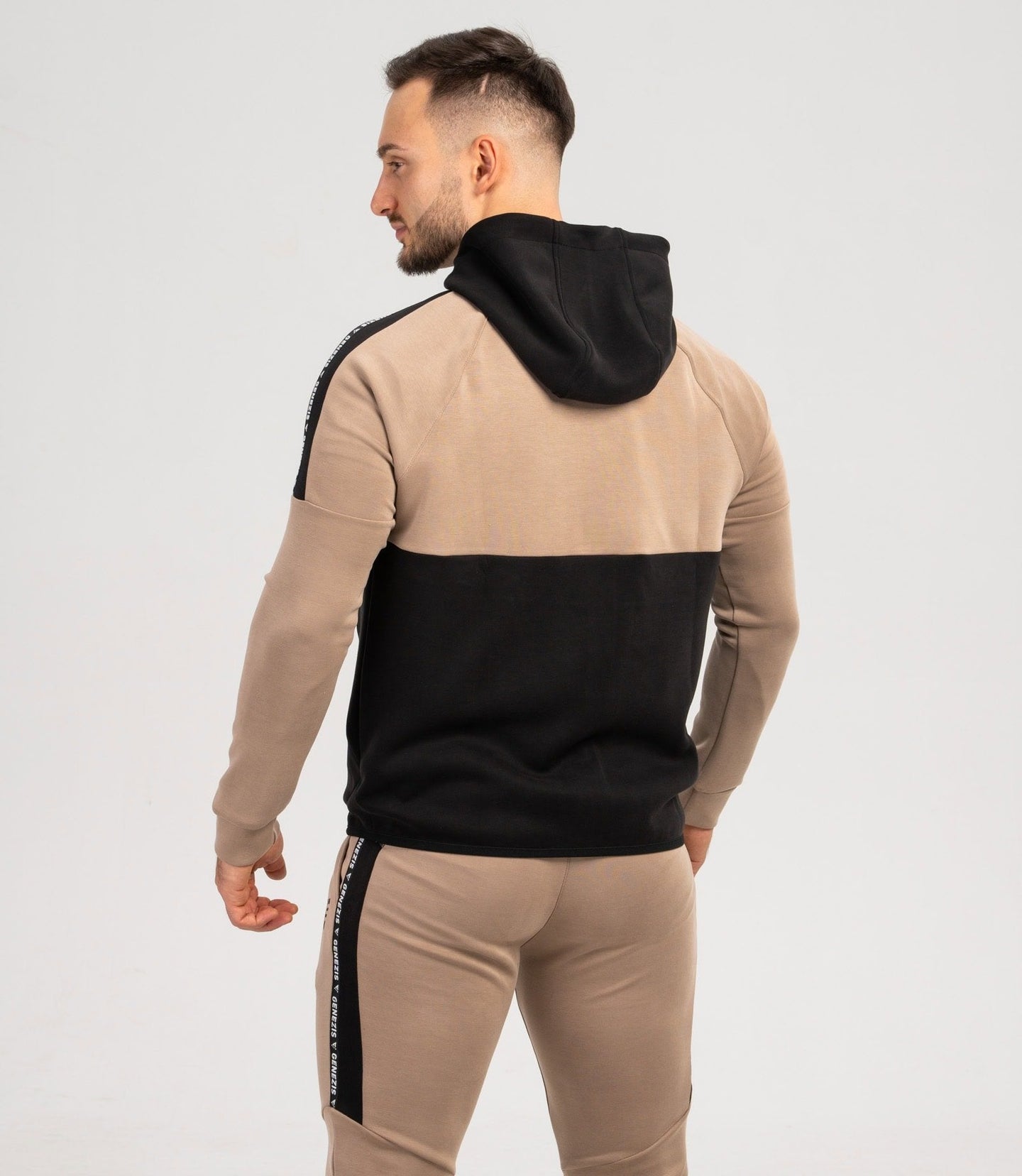 Hanorac cu fermoar "Aventus"