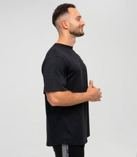 Oversized T-shirt "Colossal"