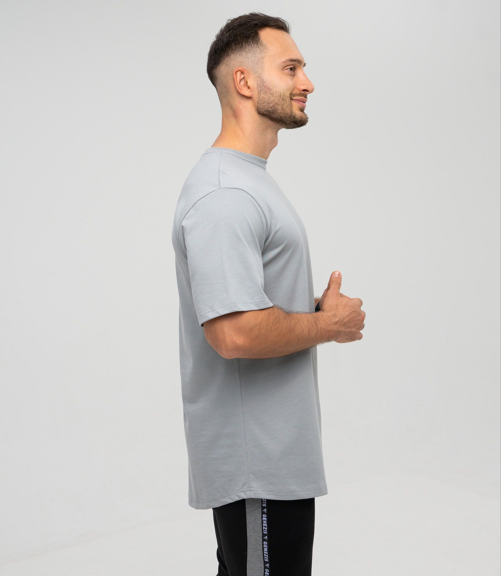 Oversized T-shirt "Colossal"